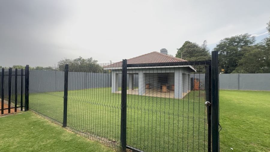 2 Bedroom Property for Sale in Brenthurst Gauteng