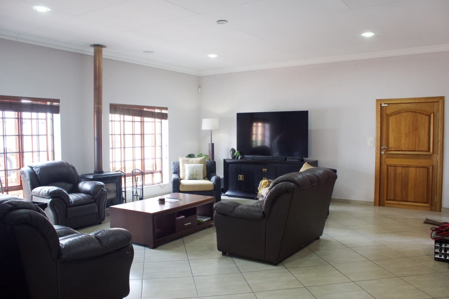 3 Bedroom Property for Sale in Edleen Gauteng