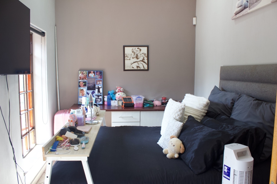 3 Bedroom Property for Sale in Edleen Gauteng