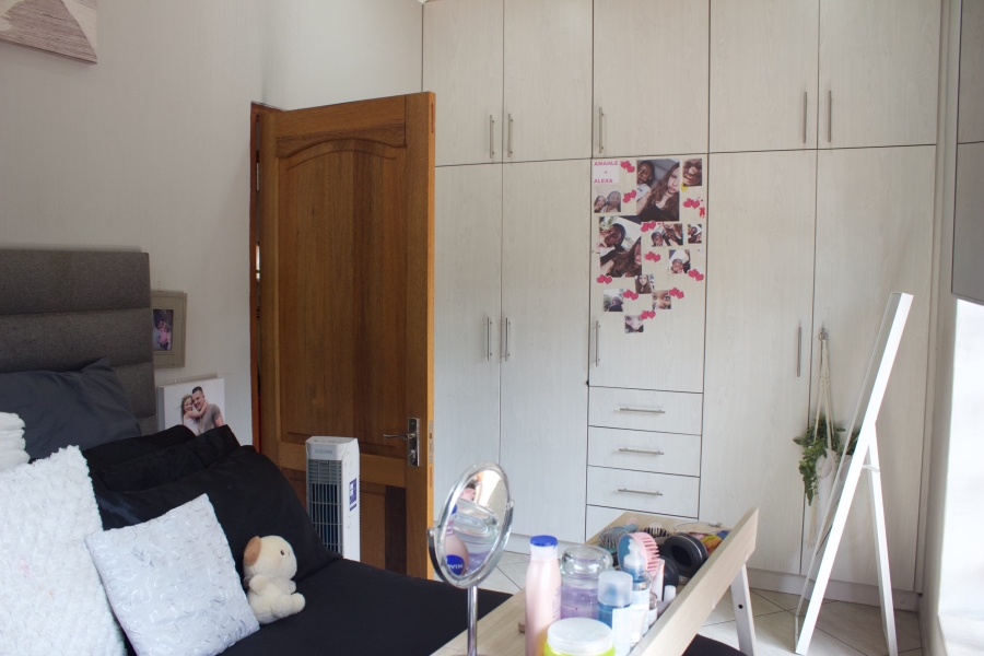 3 Bedroom Property for Sale in Edleen Gauteng