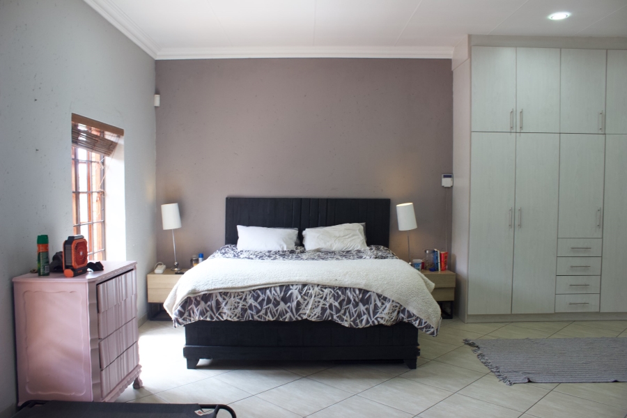 3 Bedroom Property for Sale in Edleen Gauteng