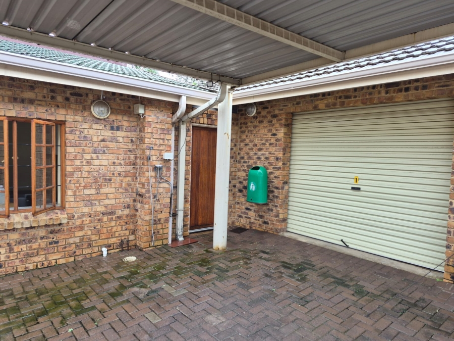 3 Bedroom Property for Sale in Edleen Gauteng