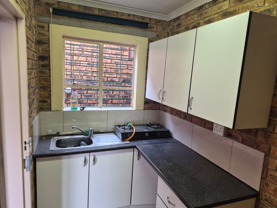 3 Bedroom Property for Sale in Edleen Gauteng