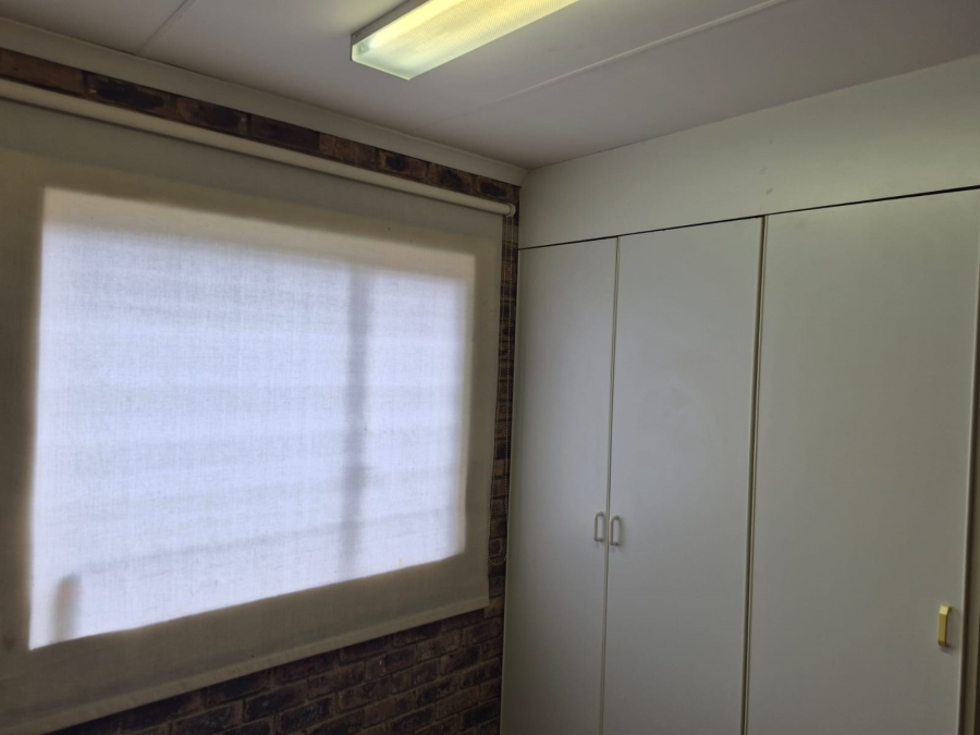 3 Bedroom Property for Sale in Edleen Gauteng