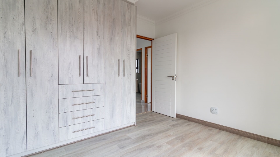 3 Bedroom Property for Sale in Blue Hills Gauteng