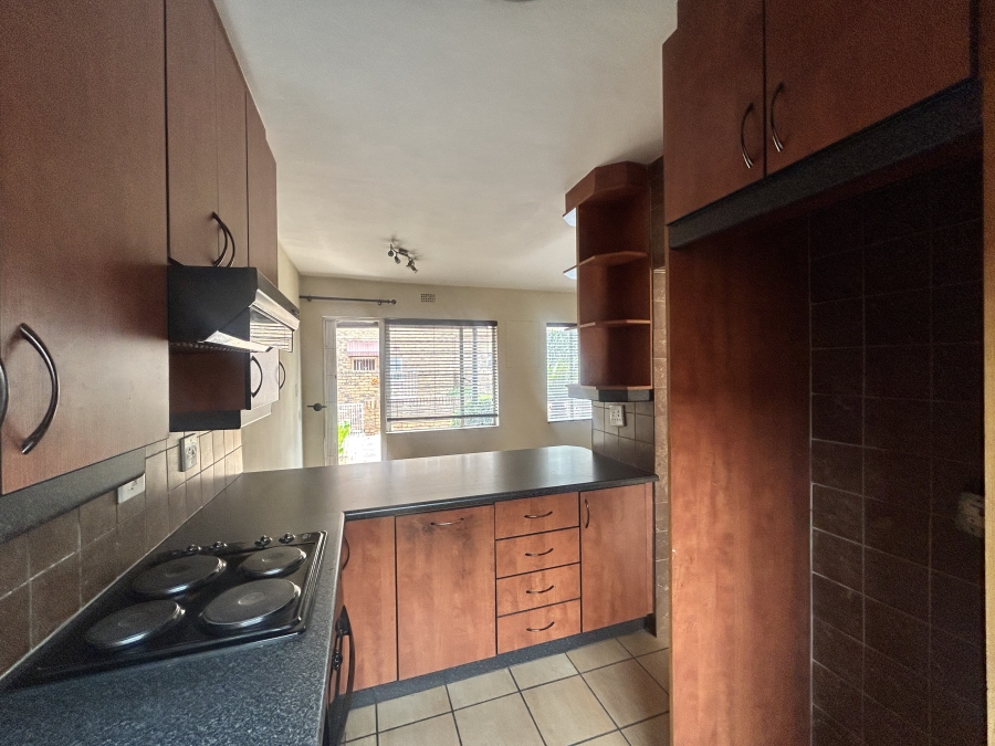 To Let 2 Bedroom Property for Rent in Freeway Park Gauteng