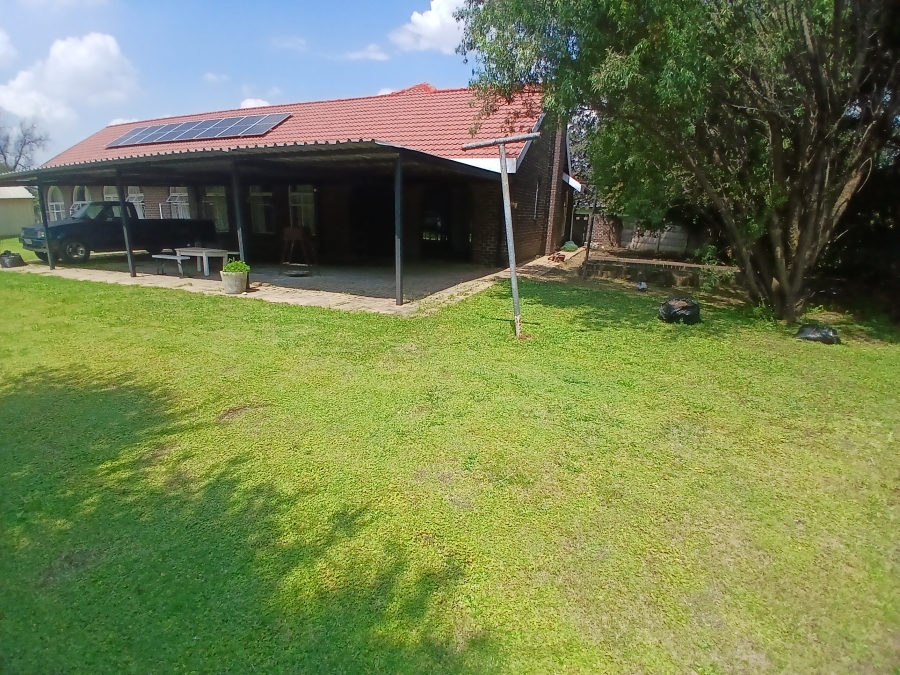 4 Bedroom Property for Sale in Sharon Park Gauteng