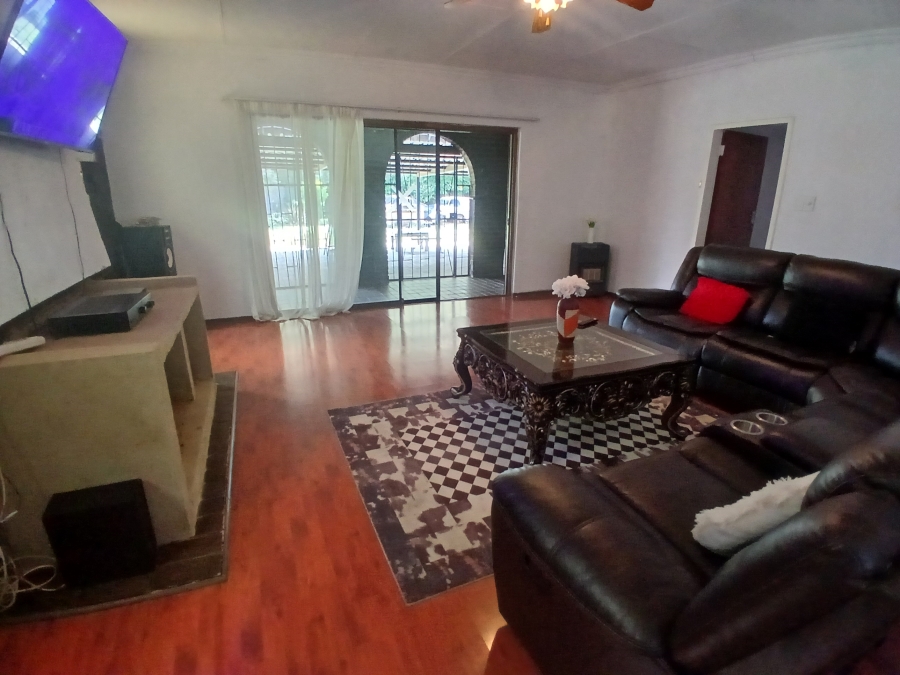 4 Bedroom Property for Sale in Sharon Park Gauteng