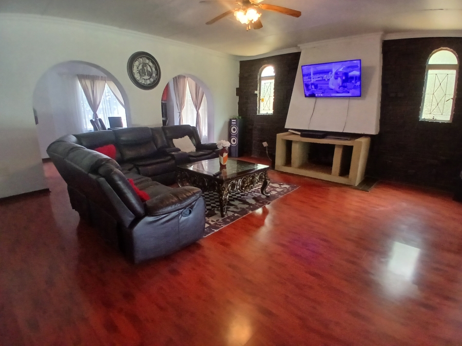 4 Bedroom Property for Sale in Sharon Park Gauteng