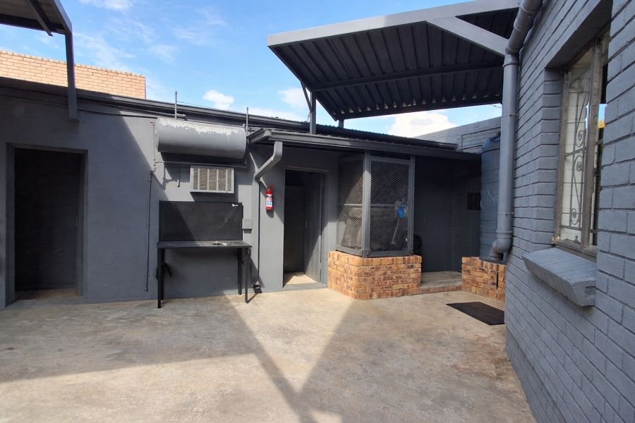 Commercial Property for Sale in Selection Park Gauteng