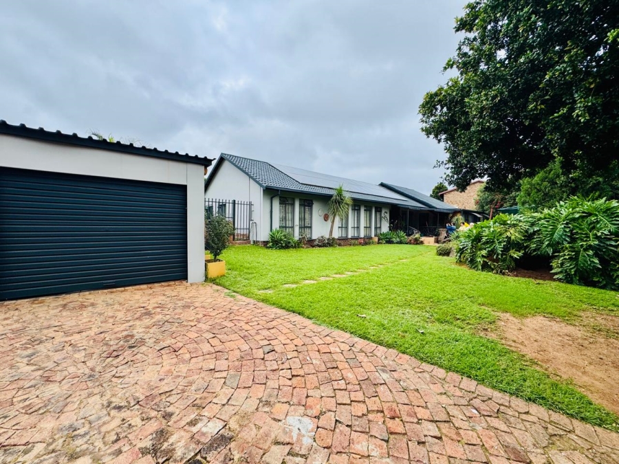 3 Bedroom Property for Sale in Magalieskruin Gauteng
