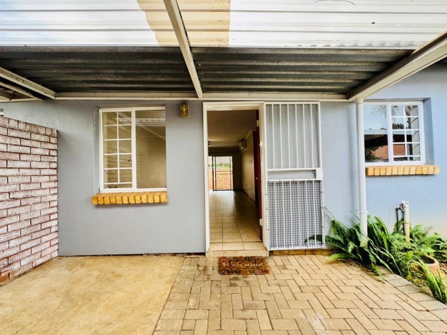 2 Bedroom Property for Sale in Montana Gauteng