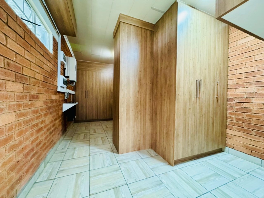 2 Bedroom Property for Sale in Montana Gauteng