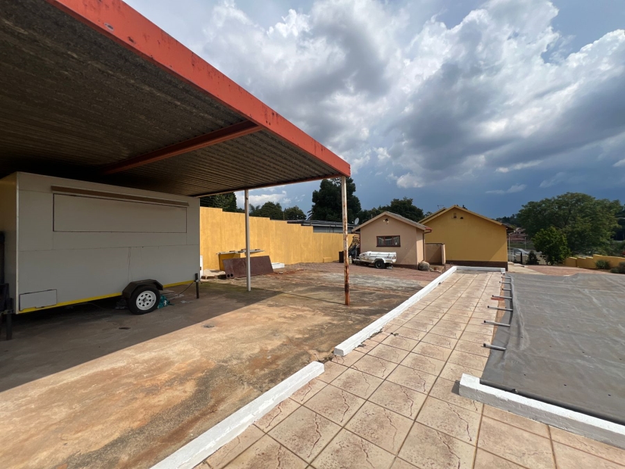 4 Bedroom Property for Sale in Waterkloof Ridge Gauteng