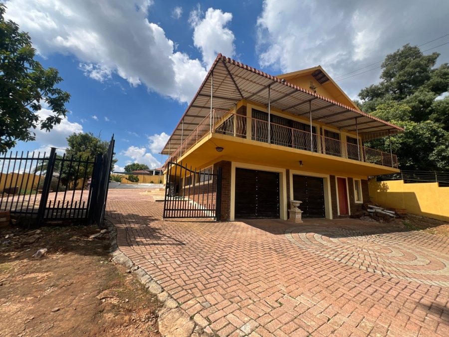 4 Bedroom Property for Sale in Waterkloof Ridge Gauteng