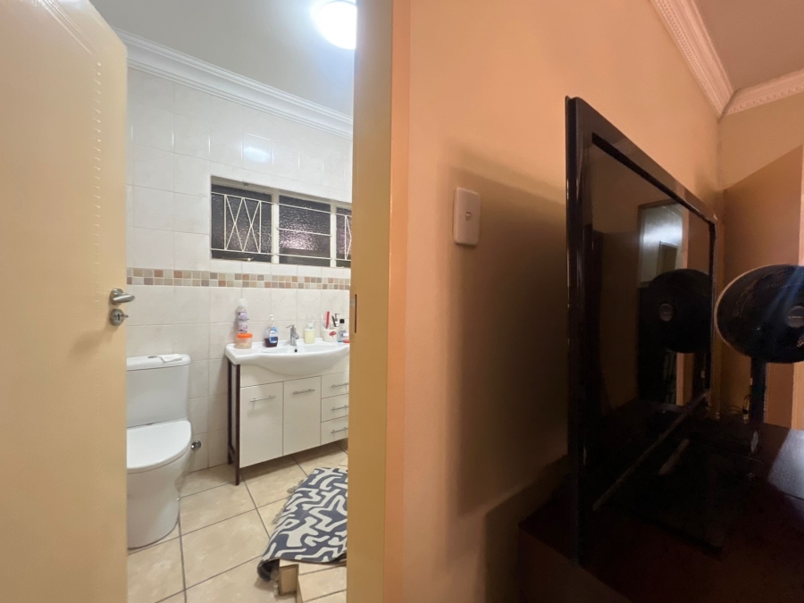 4 Bedroom Property for Sale in Waterkloof Ridge Gauteng