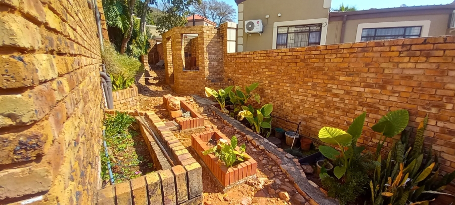 3 Bedroom Property for Sale in Magalieskruin Gauteng