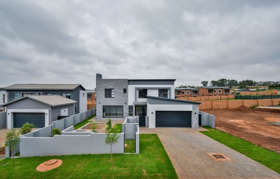 4 Bedroom Property for Sale in Fountainbrook Estate Gauteng