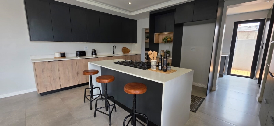 4 Bedroom Property for Sale in Fountainbrook Estate Gauteng