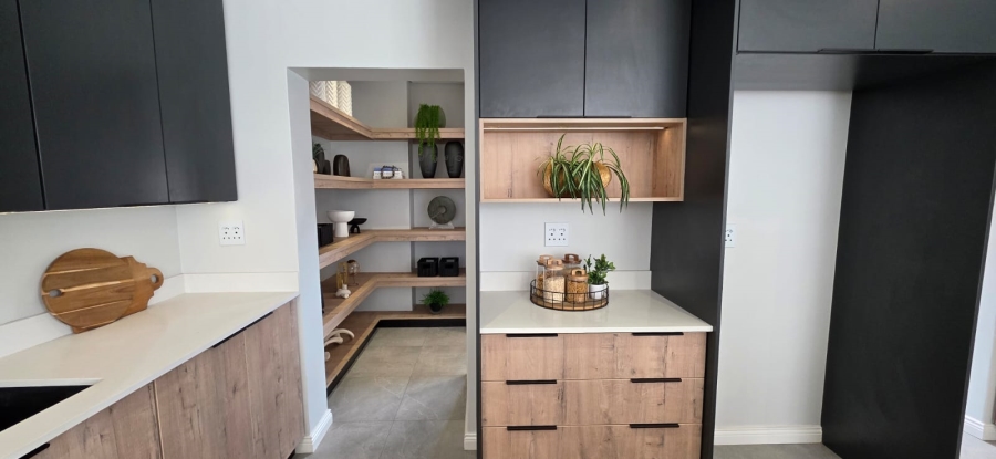 4 Bedroom Property for Sale in Fountainbrook Estate Gauteng