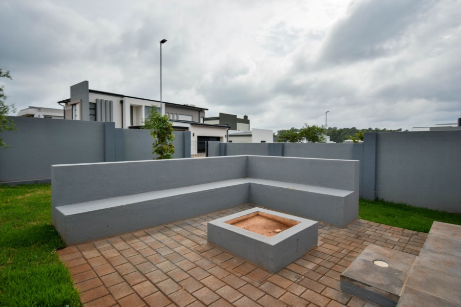 4 Bedroom Property for Sale in Fountainbrook Estate Gauteng