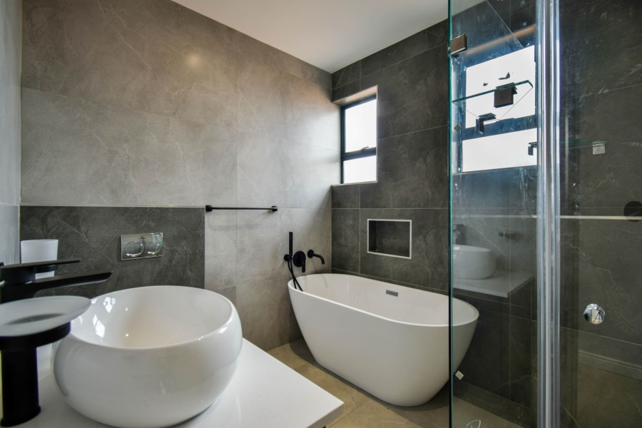 4 Bedroom Property for Sale in Fountainbrook Estate Gauteng