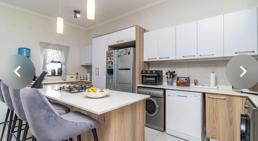 2 Bedroom Property for Sale in Modderfontein Gauteng