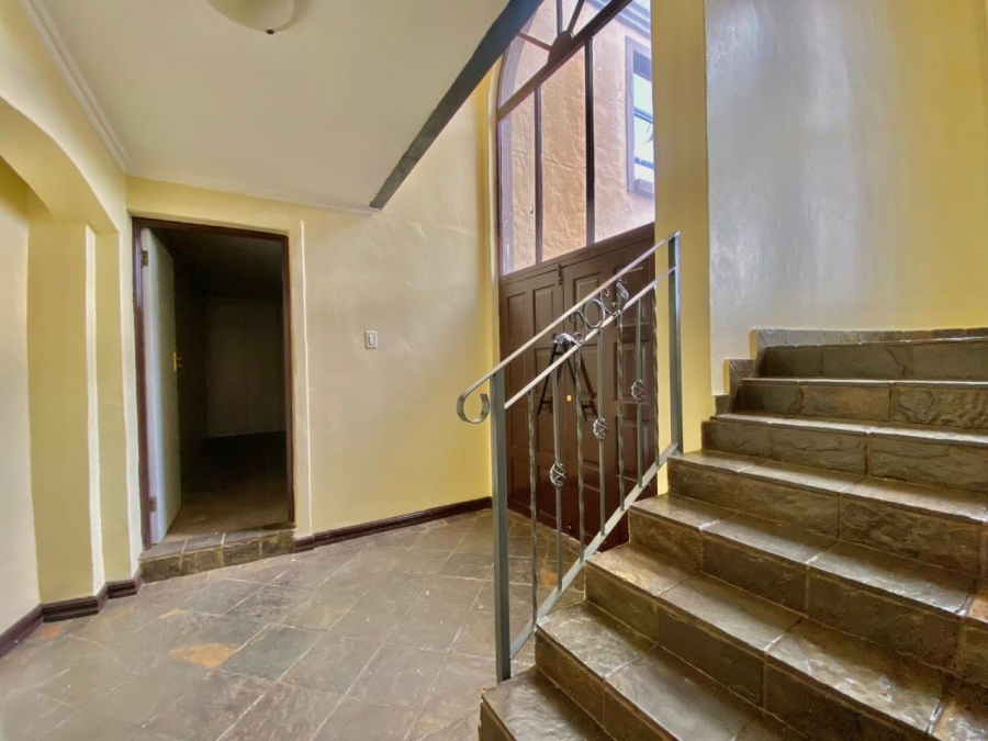 5 Bedroom Property for Sale in Amberfield Gauteng