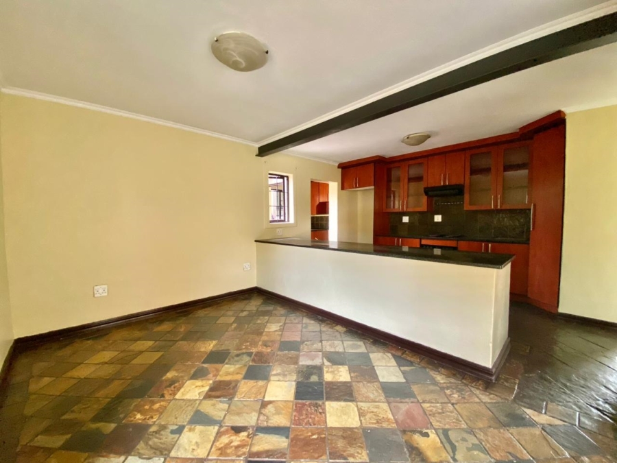 5 Bedroom Property for Sale in Amberfield Gauteng