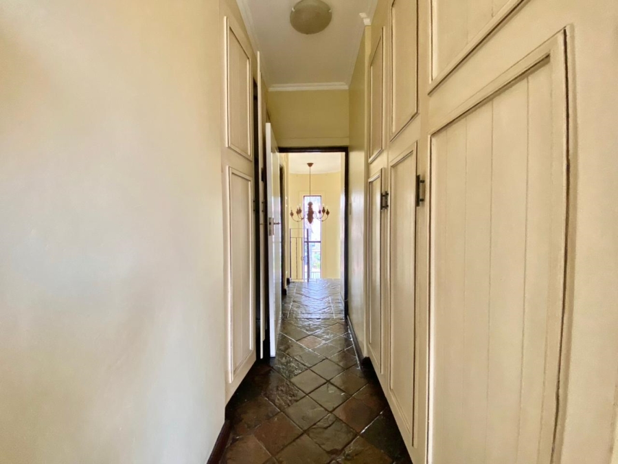 5 Bedroom Property for Sale in Amberfield Gauteng