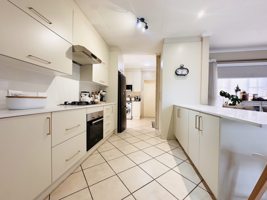 3 Bedroom Property for Sale in Thatchfield Estate Gauteng