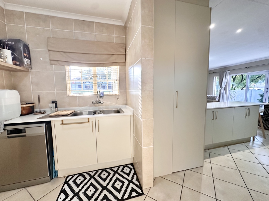 3 Bedroom Property for Sale in Thatchfield Estate Gauteng