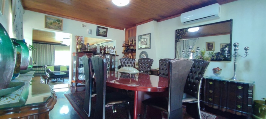 6 Bedroom Property for Sale in Eldoraigne Gauteng