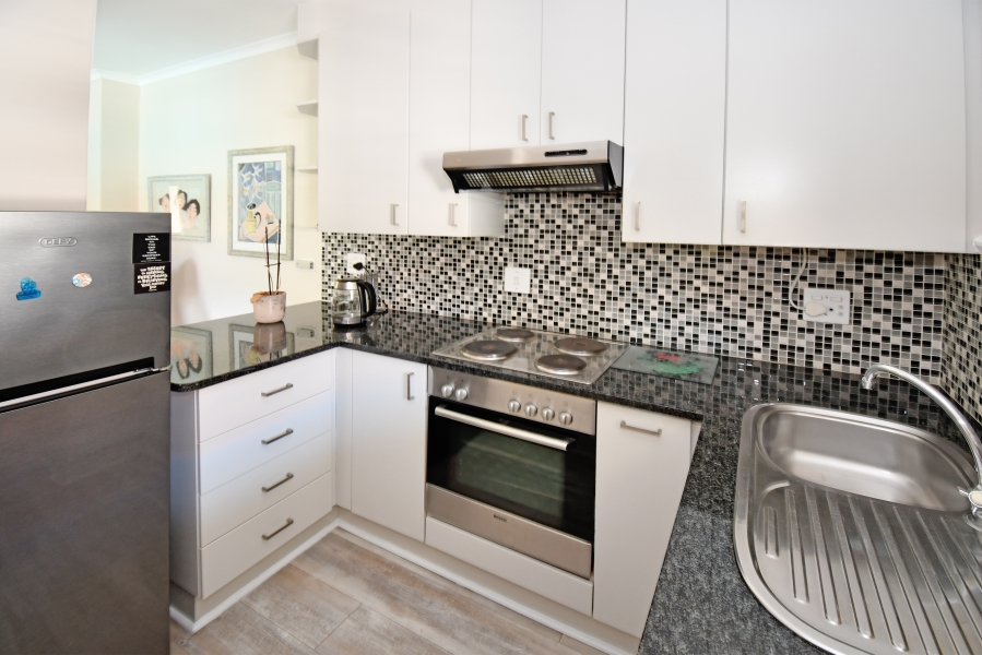 1 Bedroom Property for Sale in Atholl Gauteng