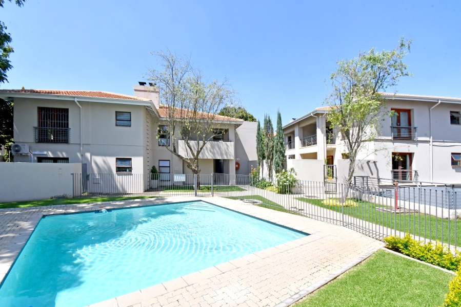 1 Bedroom Property for Sale in Atholl Gauteng