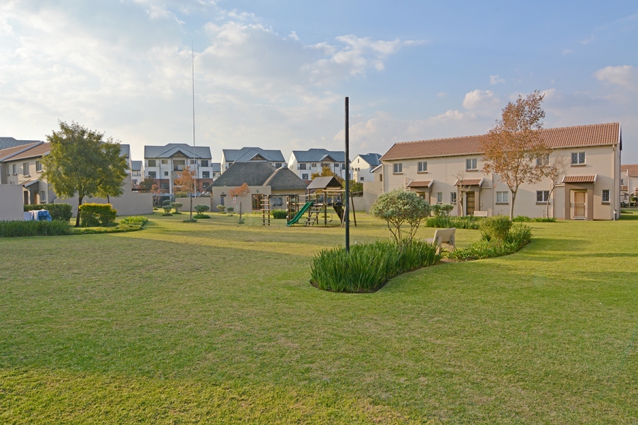 3 Bedroom Property for Sale in Greenstone Hill Gauteng