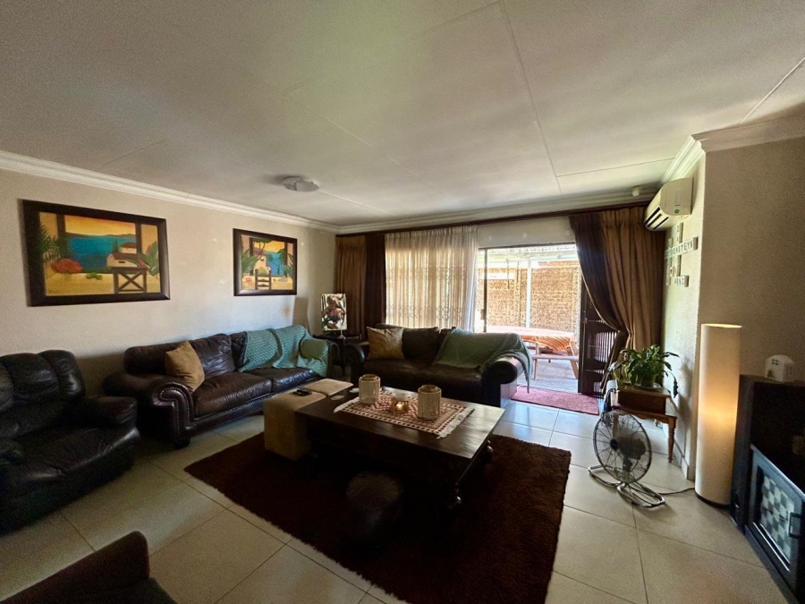 3 Bedroom Property for Sale in Sunair Park Gauteng