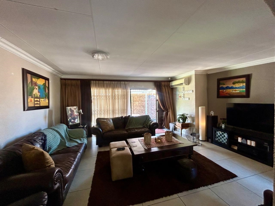 3 Bedroom Property for Sale in Sunair Park Gauteng