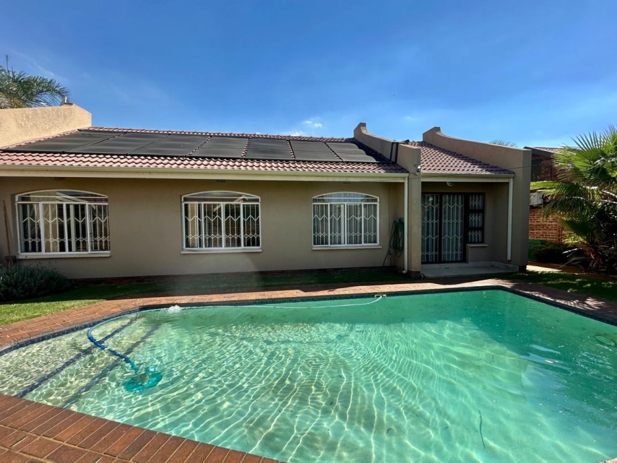 3 Bedroom Property for Sale in Sunair Park Gauteng