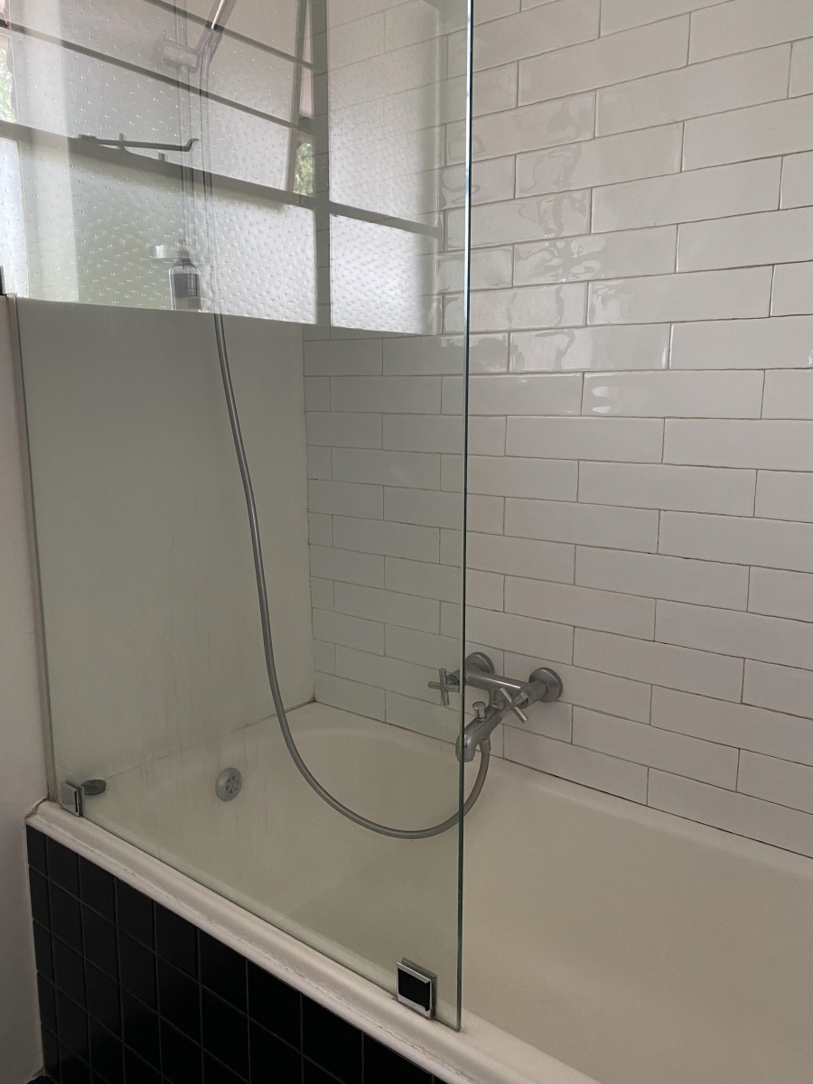 To Let 1 Bedroom Property for Rent in Parkmore Gauteng