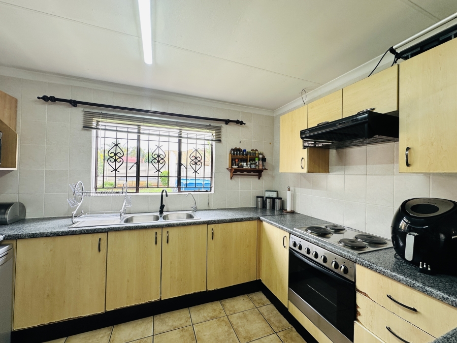 2 Bedroom Property for Sale in Kibler Park Gauteng
