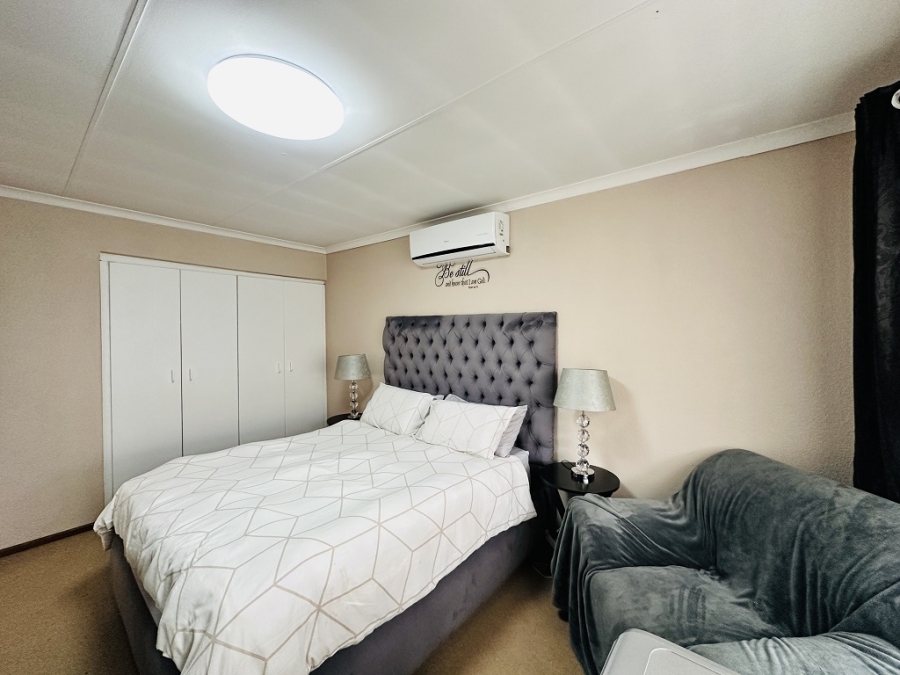 2 Bedroom Property for Sale in Kibler Park Gauteng