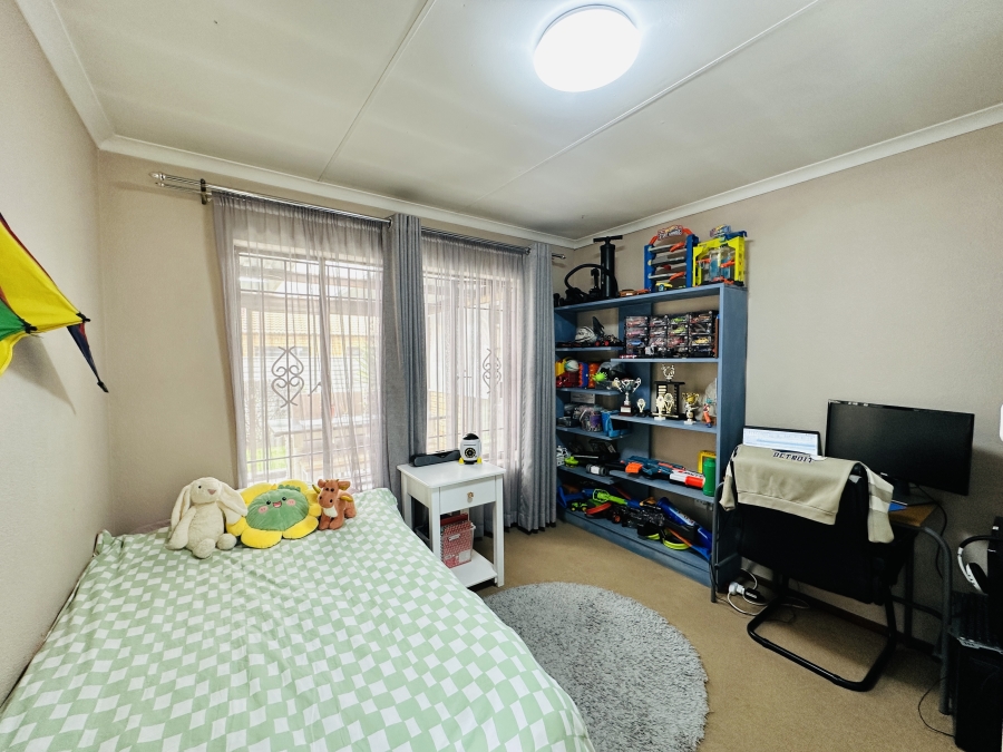 2 Bedroom Property for Sale in Kibler Park Gauteng