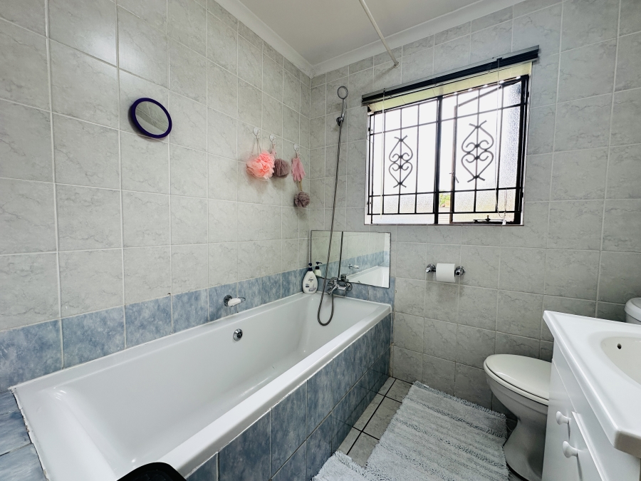 2 Bedroom Property for Sale in Kibler Park Gauteng