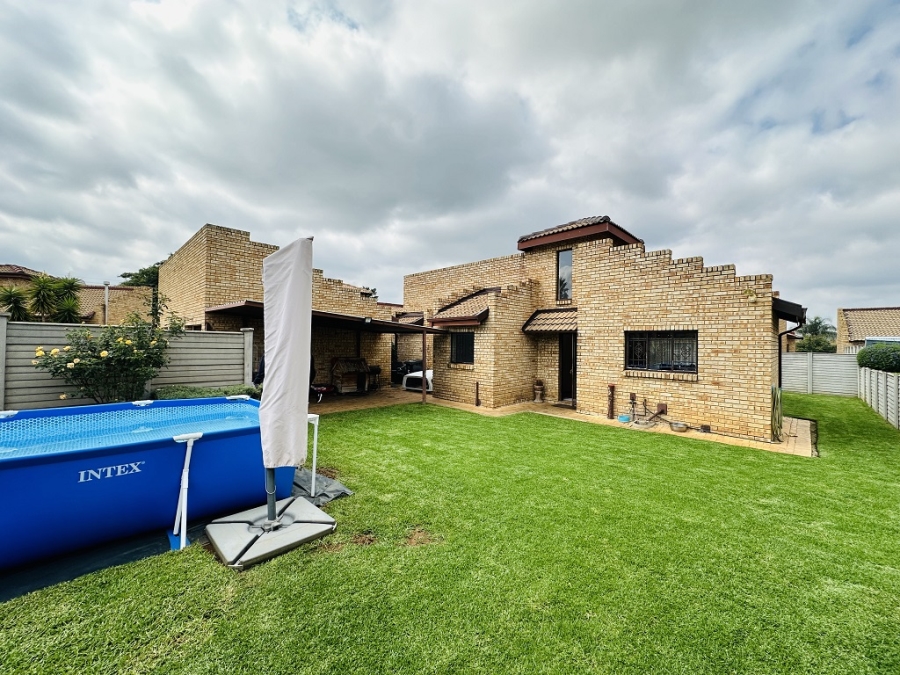 2 Bedroom Property for Sale in Kibler Park Gauteng