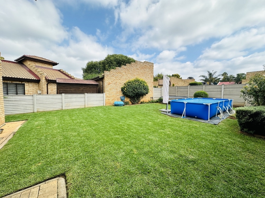 2 Bedroom Property for Sale in Kibler Park Gauteng