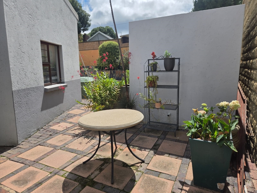 To Let 1 Bedroom Property for Rent in Parkmore Gauteng