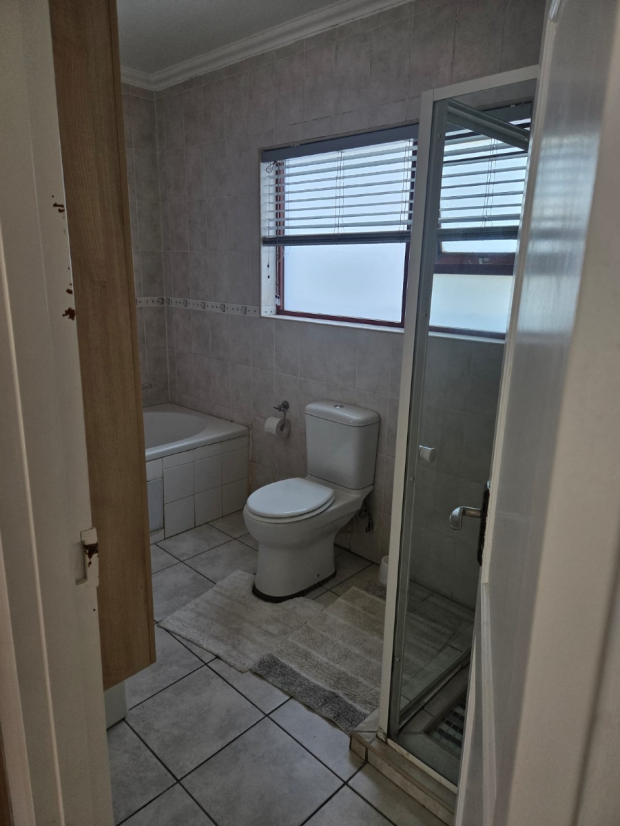 To Let 1 Bedroom Property for Rent in Parkmore Gauteng