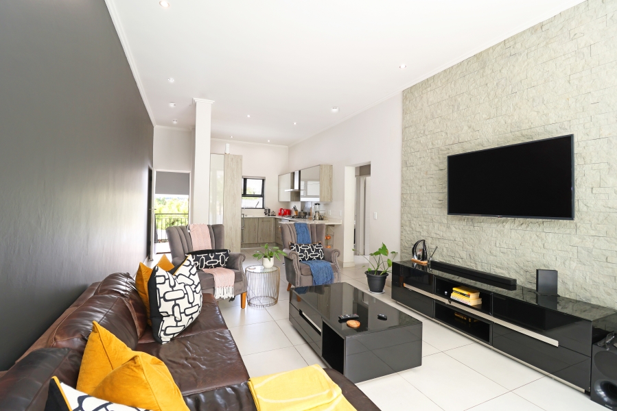 To Let 2 Bedroom Property for Rent in Broadacres Gauteng