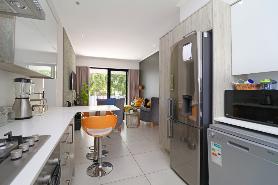 To Let 2 Bedroom Property for Rent in Broadacres Gauteng